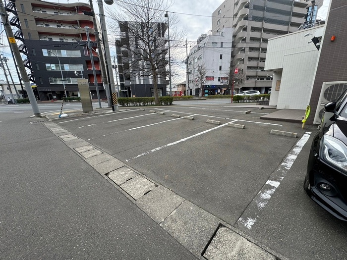 駐車場 グランマーレKMK