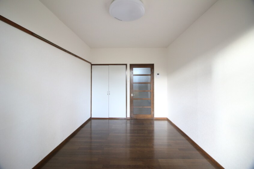 居室 サンパレス成田町