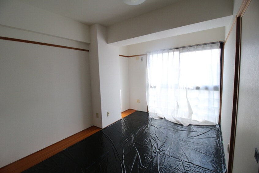 居室 M.I.K-BUILDING