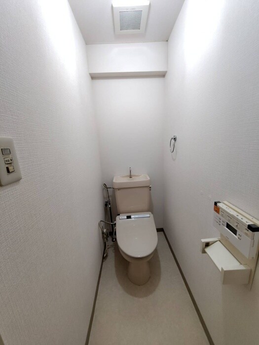 トイレ M.I.K-BUILDING