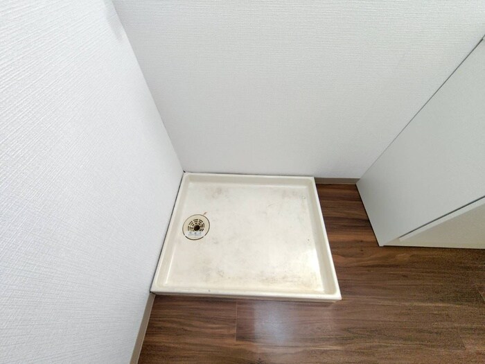 洗濯機置場 M.I.K-BUILDING