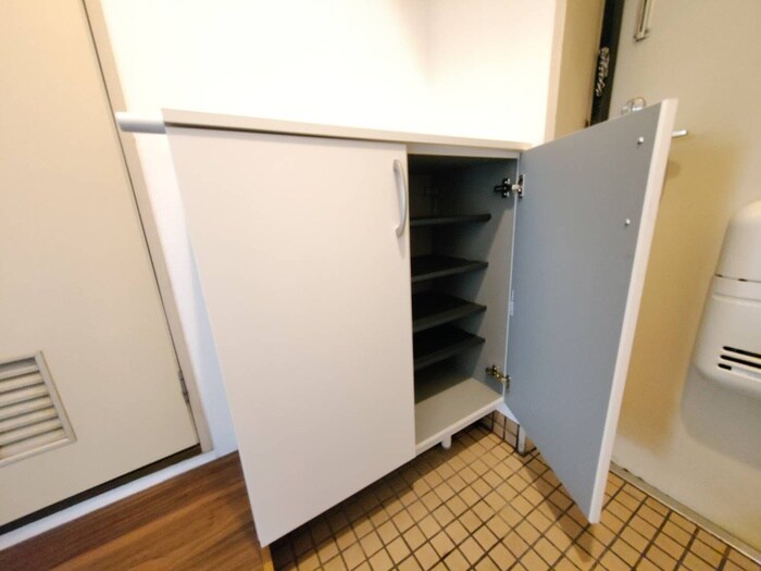 靴箱 M.I.K-BUILDING