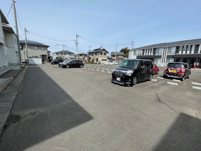 駐車場 コンフォール参番館Ⅱ