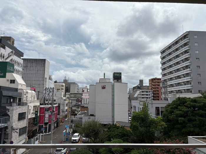 室内からの展望 芳賀興産ビル