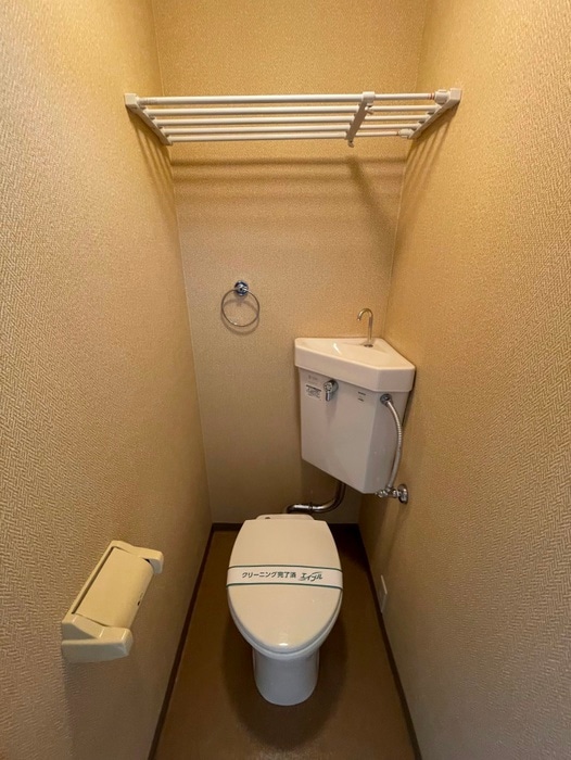 トイレ エクセランス・ド・花京院