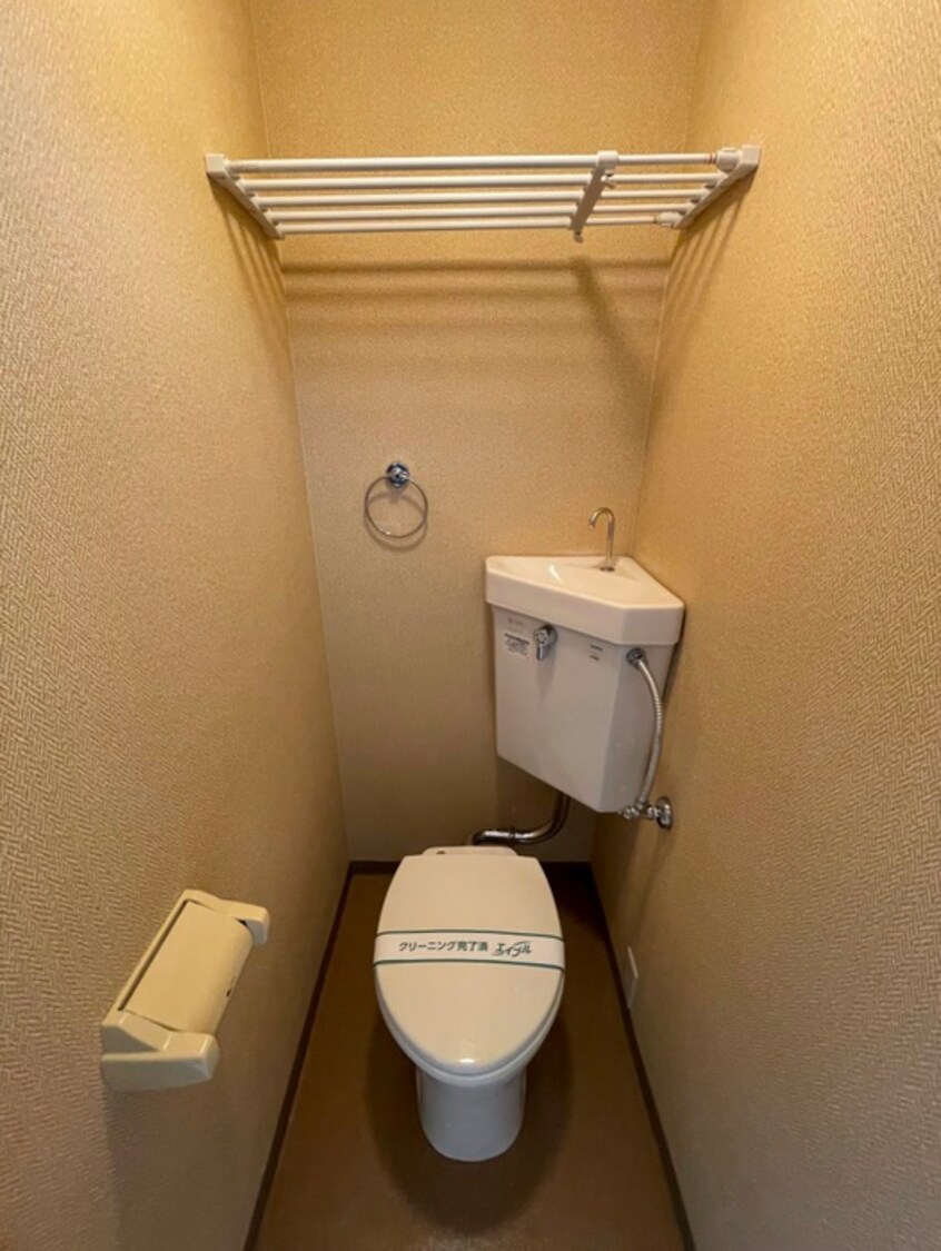 トイレ エクセランス・ド・花京院