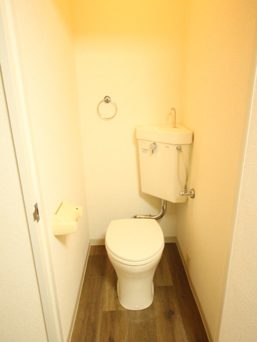 トイレ エクセランス・ド・花京院