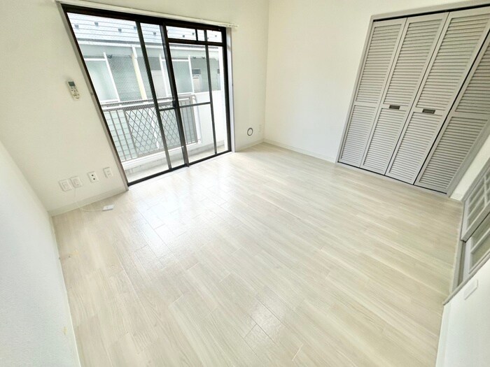 居室 ジョイフル荒町