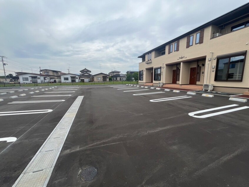 駐車場 アドラブールＢ