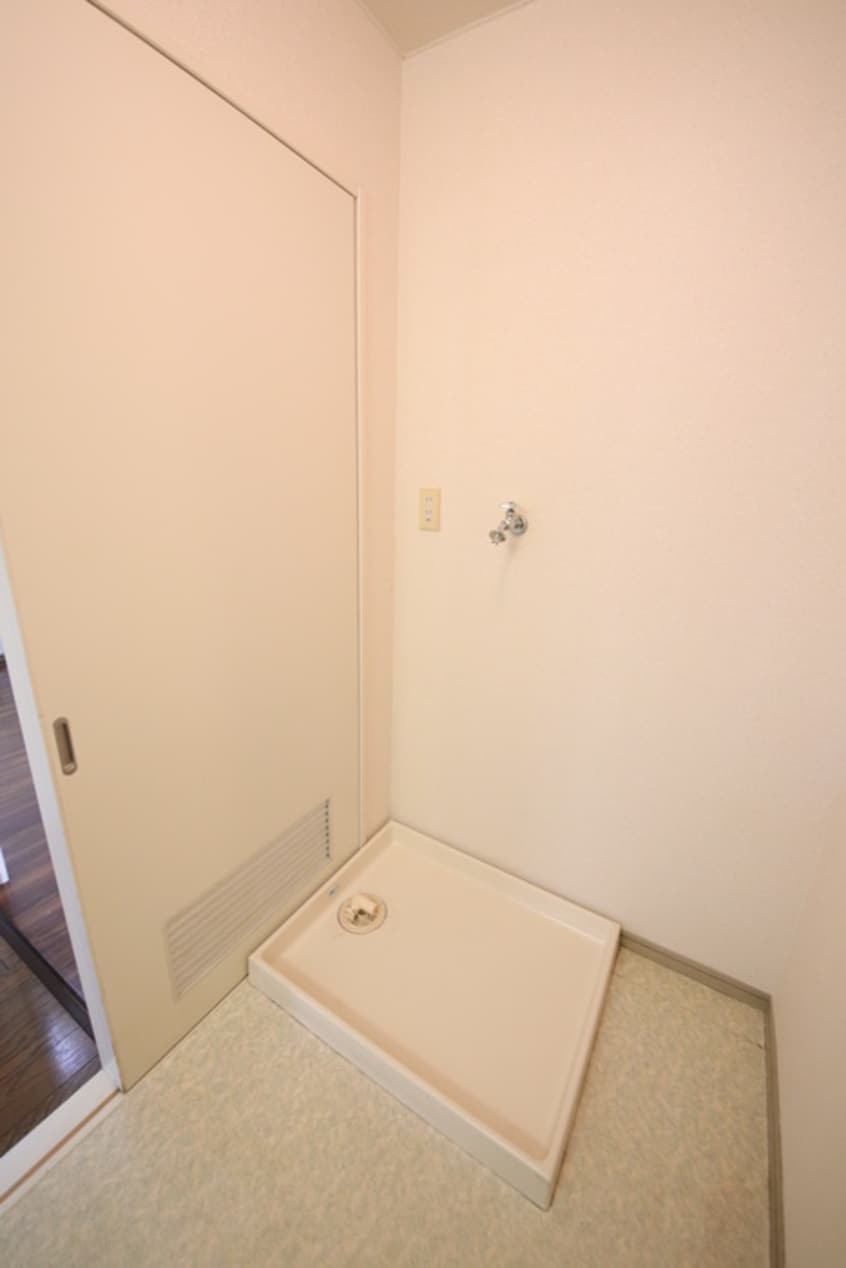 洗濯機置場 Ｕ＆Ｈビル