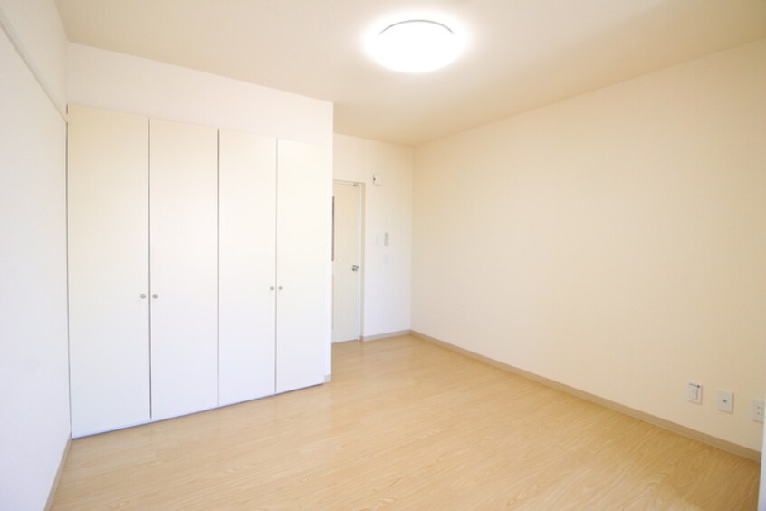 居室 イ－グルハイツ萩野町