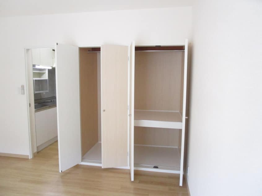 収納 イーグルハイツ銀杏町