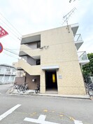 リエス新寺の外観