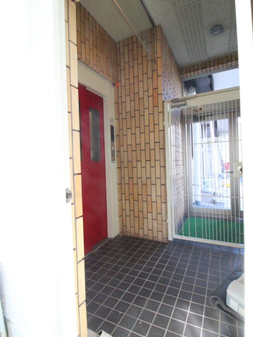 エントランス部分 サンボルグなかくら