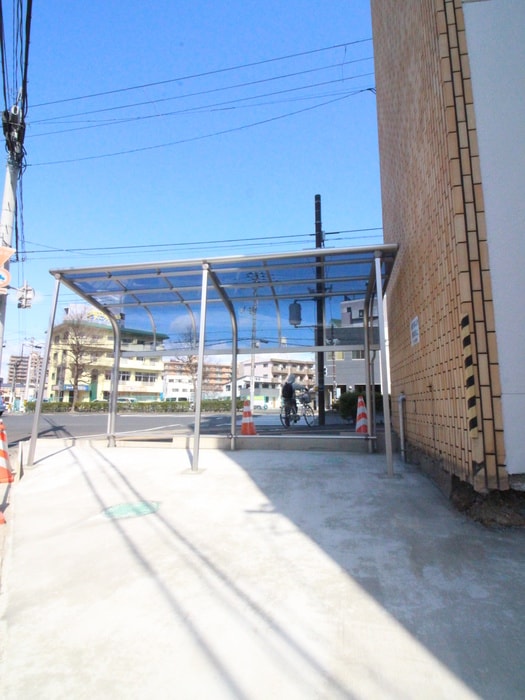 駐輪場 サンボルグなかくら