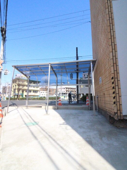 駐輪場 サンボルグなかくら