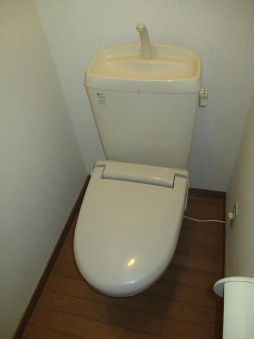 トイレ ソレイユパルクⅢ