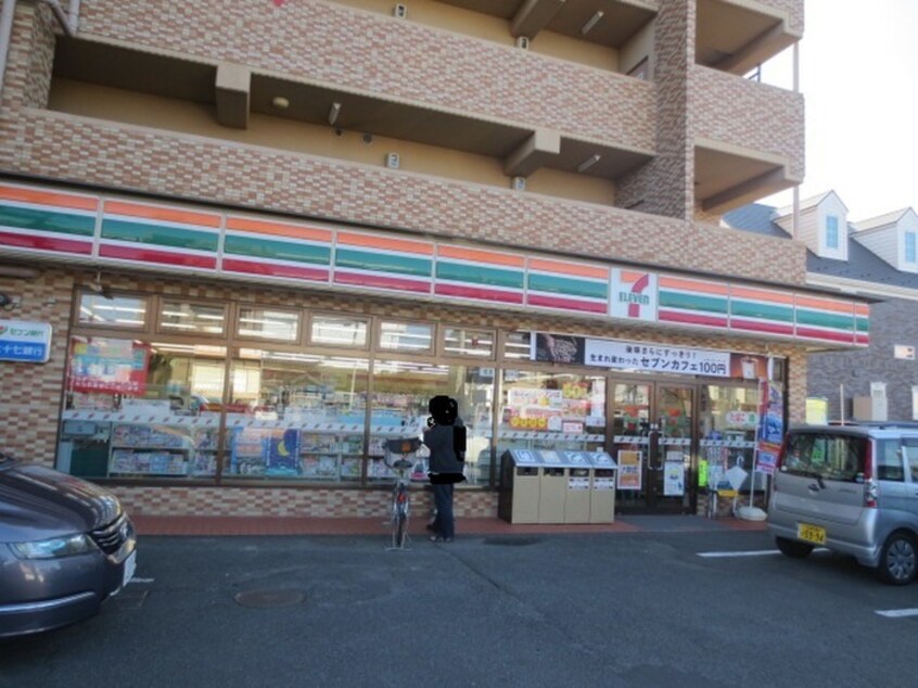 セブンイレブン仙台河原町店(コンビニ)まで596m エステマ－ル