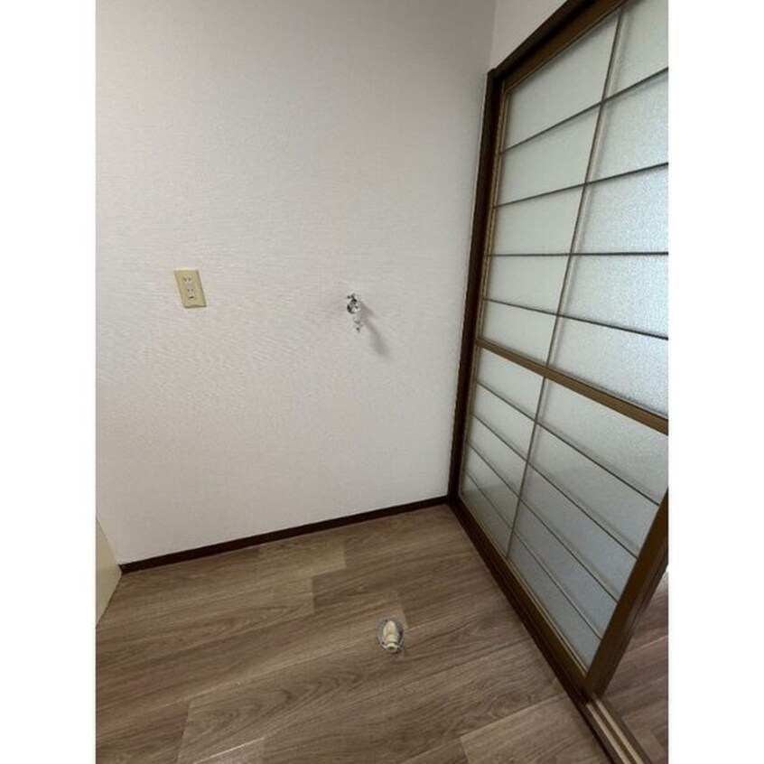 洗濯機置場 オ－クヒルズⅠ
