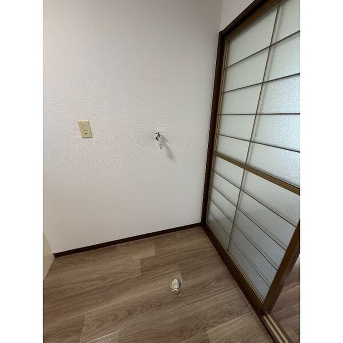 洗濯機置場 オ－クヒルズⅠ