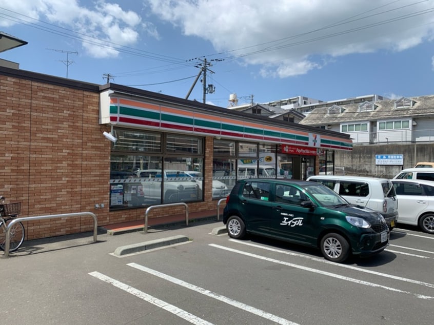 セブン-イレブン 仙台三条町店(コンビニ)まで500m Ｌｅ　Ｃｈｏｃｏｌａｔ