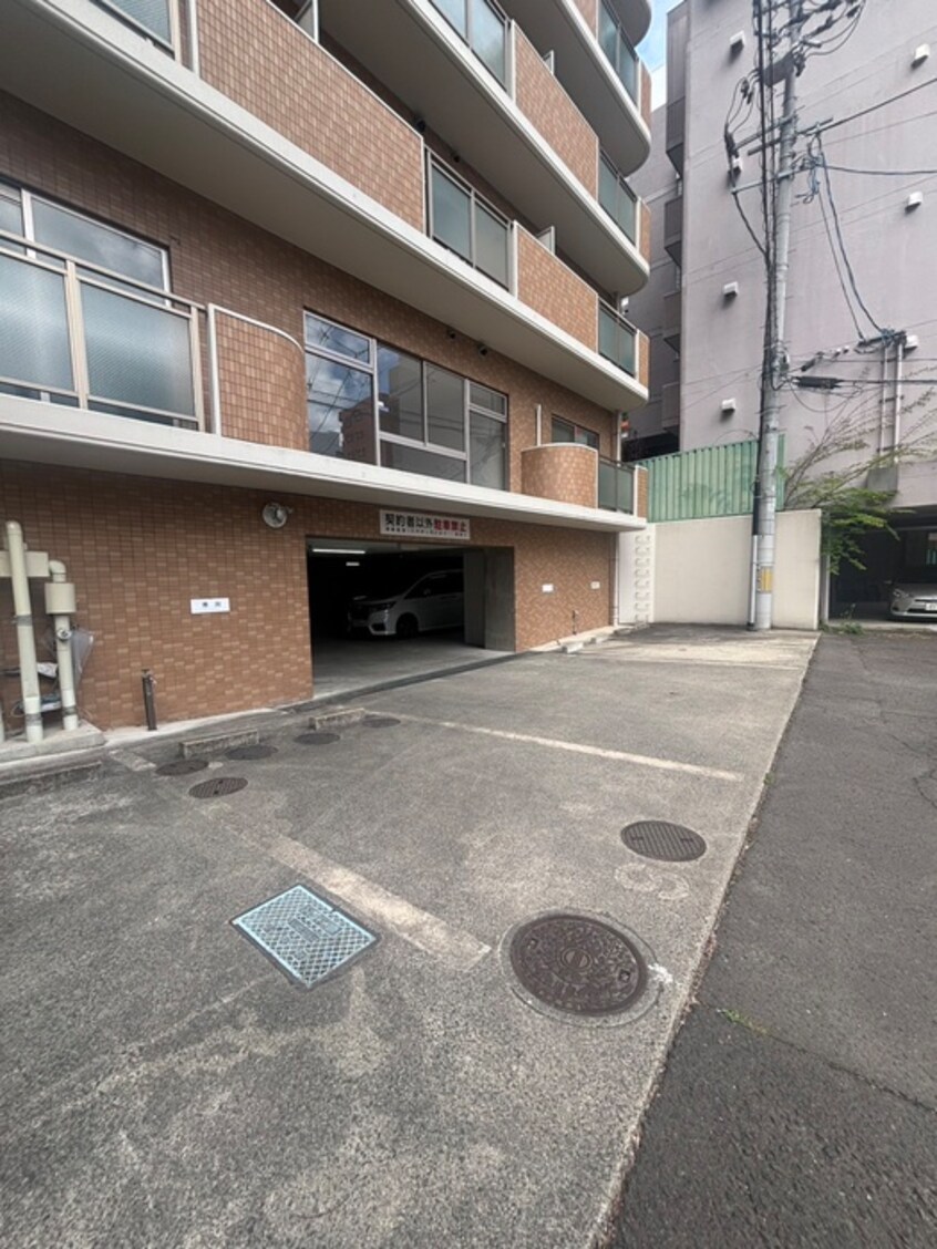 駐車場 シルヴァン片平