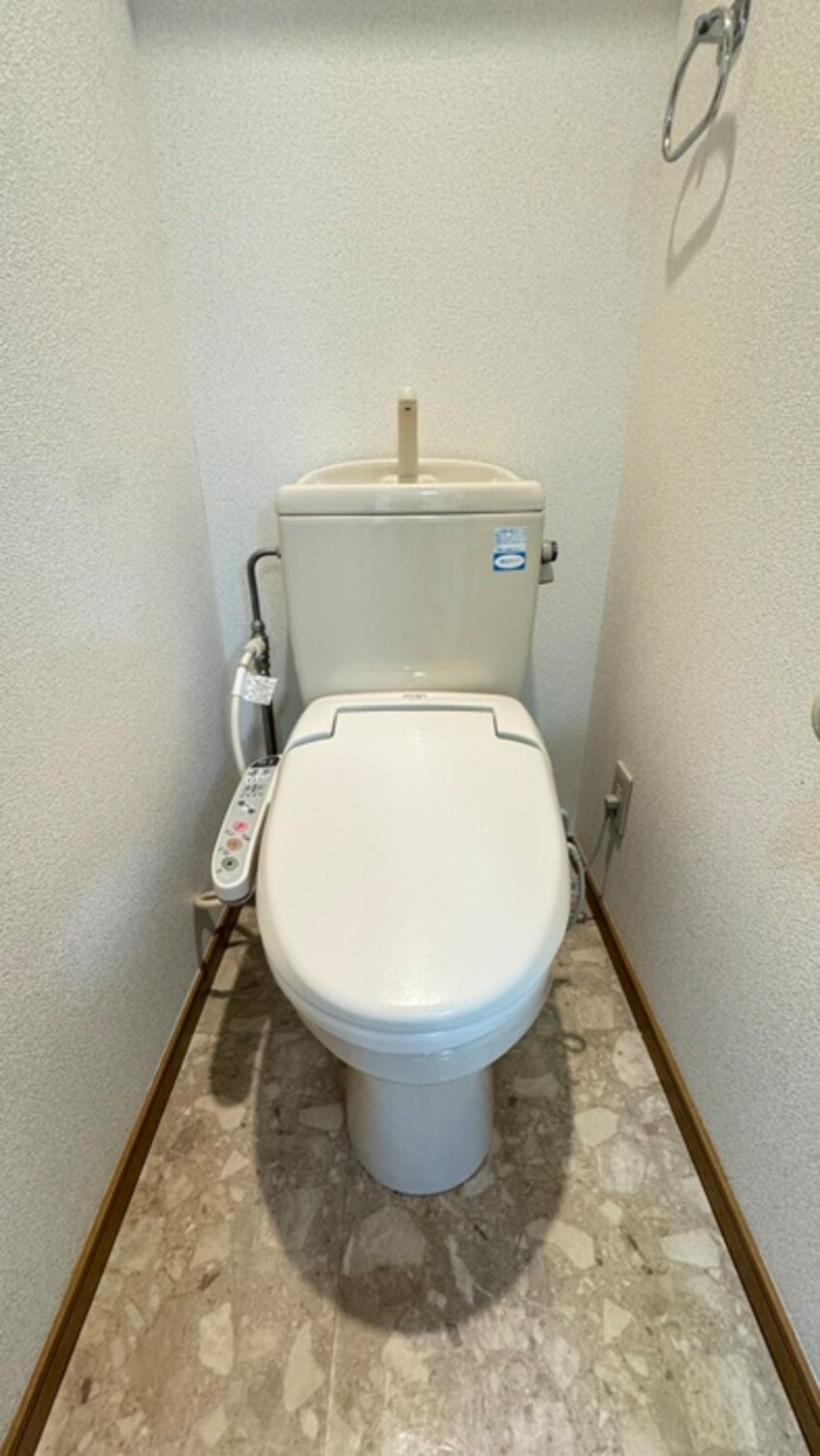 トイレ シルヴァン片平