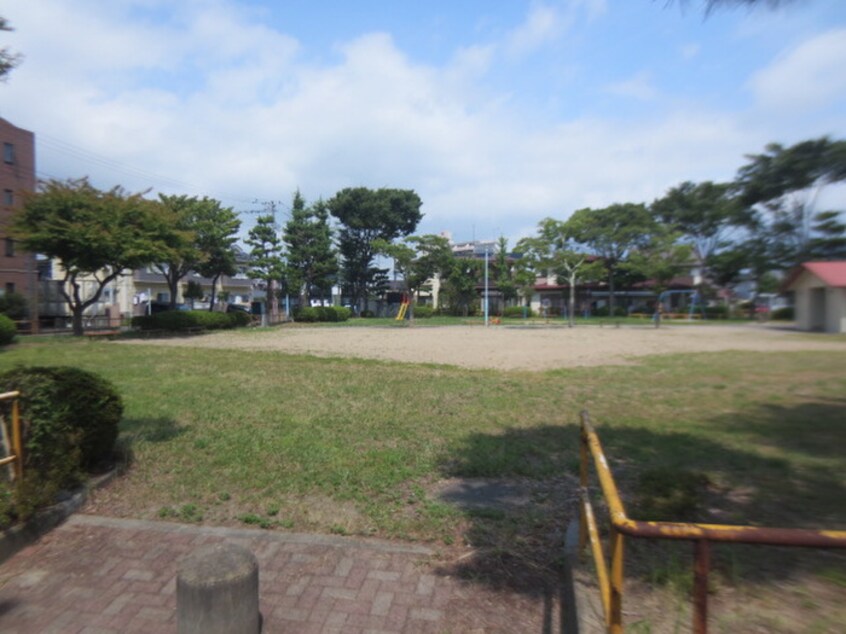 福田町砂押公園(公園)まで260m サンフルト