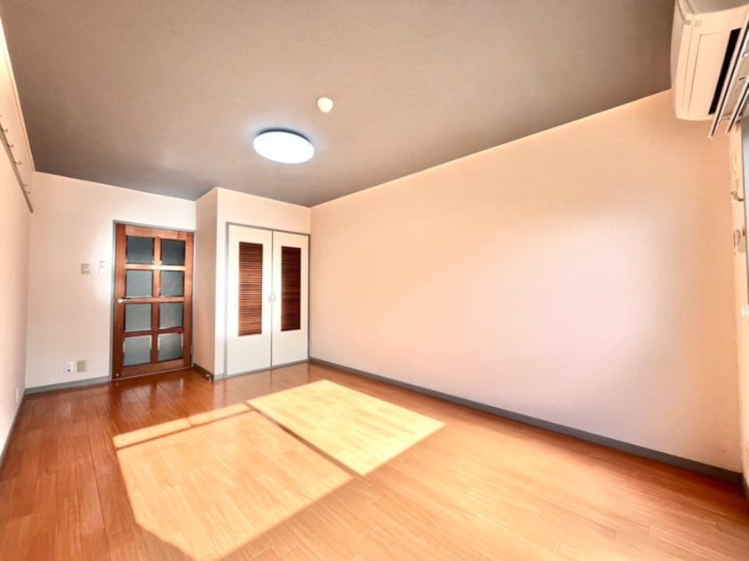 居室 宮町クレスト