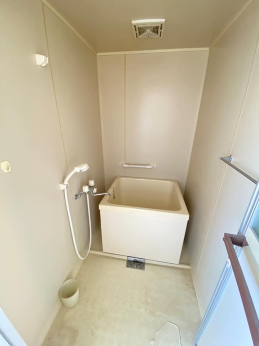 バス／シャワールーム等 クレ－ルショ－ジ