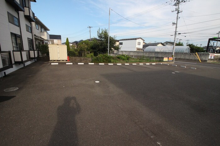 駐車場 クレセ－ル蒲町壱番館