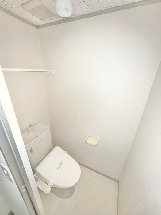 トイレ トゥインクルコ－ト誠顕