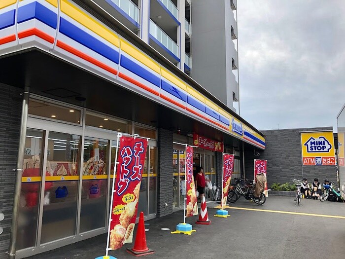 ミニストップ　仙台薬師堂駅前店(コンビニ)まで850m コ－ポＴＯＭ１