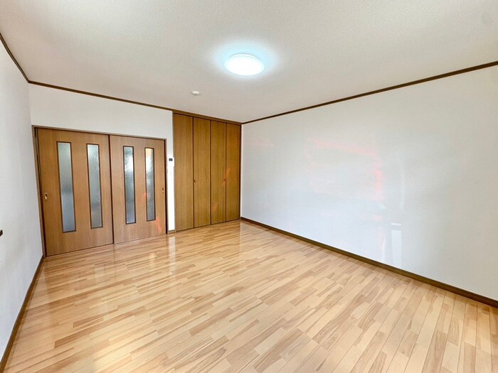 居室 パレス植木