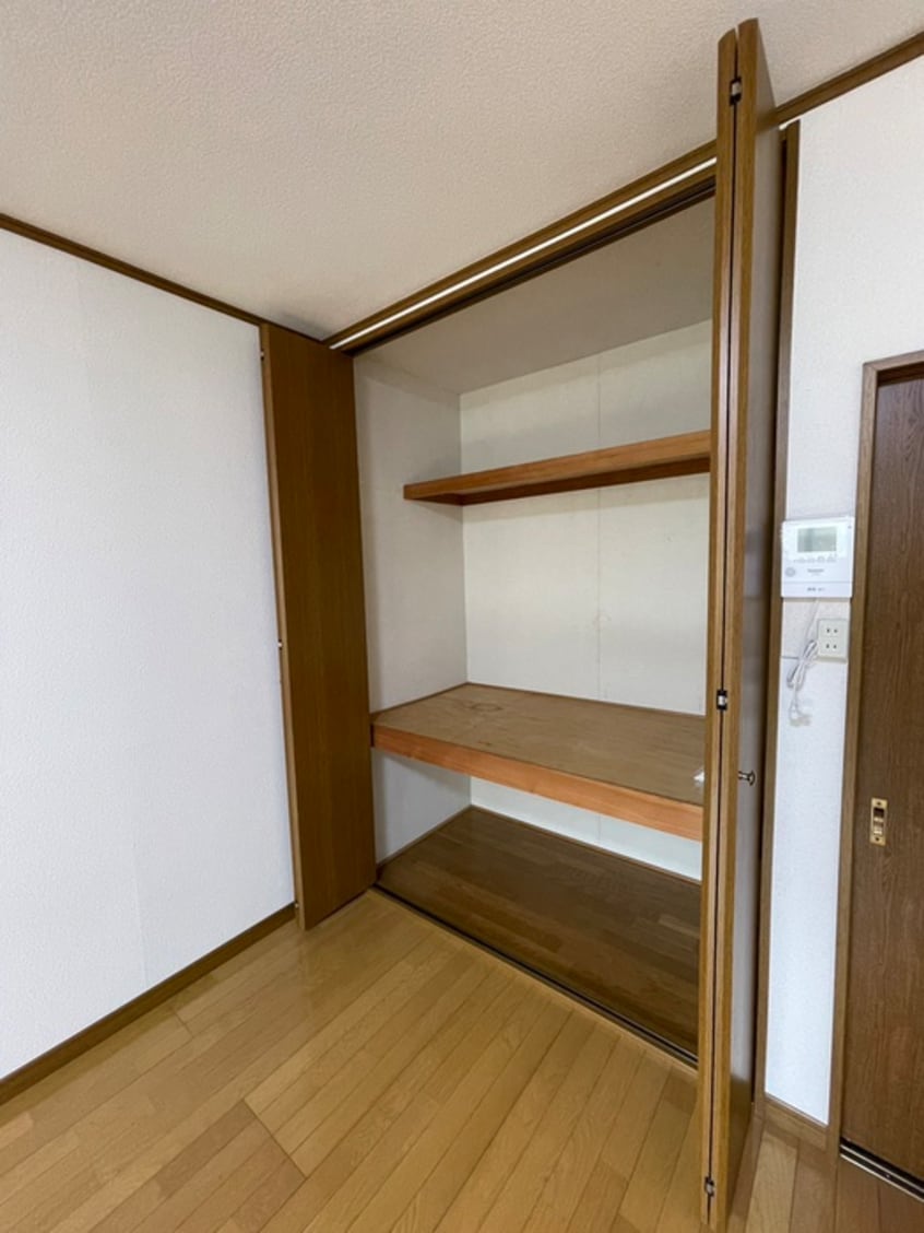 収納 パレスウエキＲ