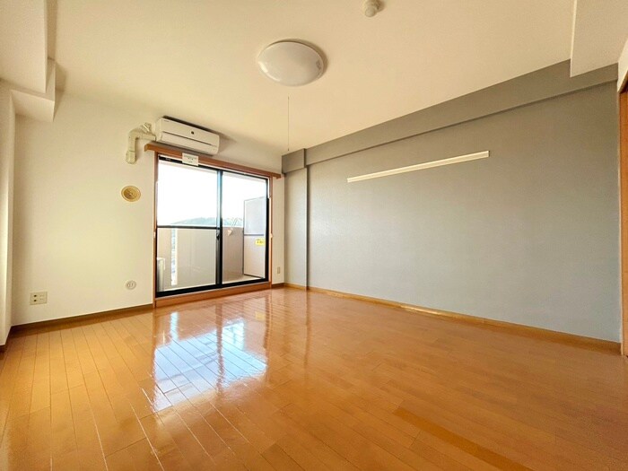 居室 セグロ－ラ八幡