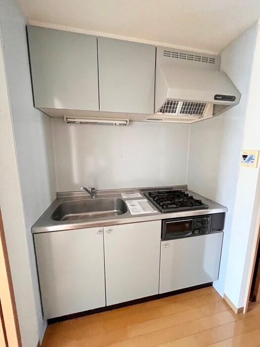 キッチン セグロ－ラ八幡