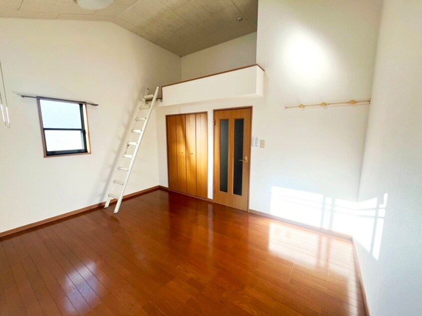 居室 凛　河原町