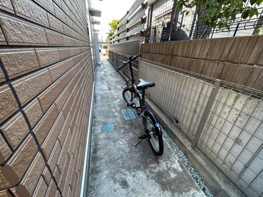 駐輪場 ラルーチェ・N