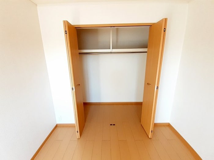 収納 メゾン・グレイスD