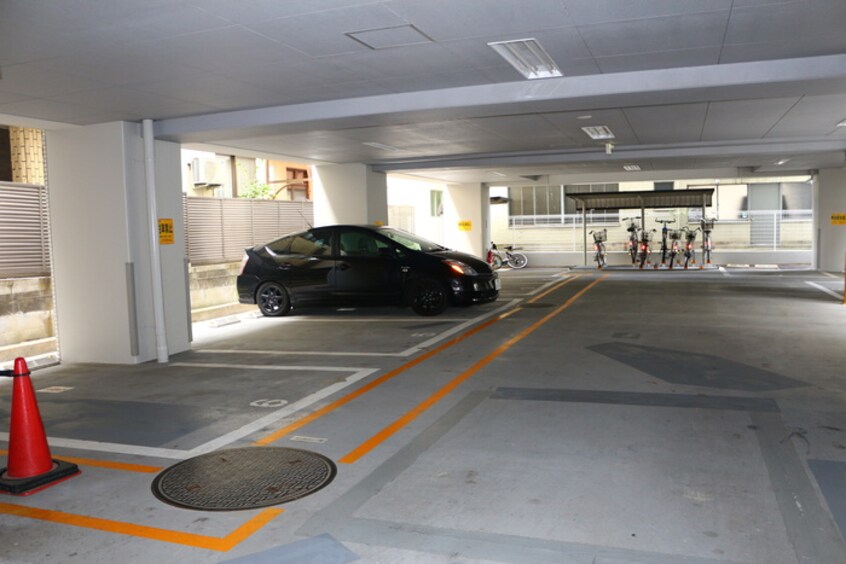 駐車場 カスタリア大町