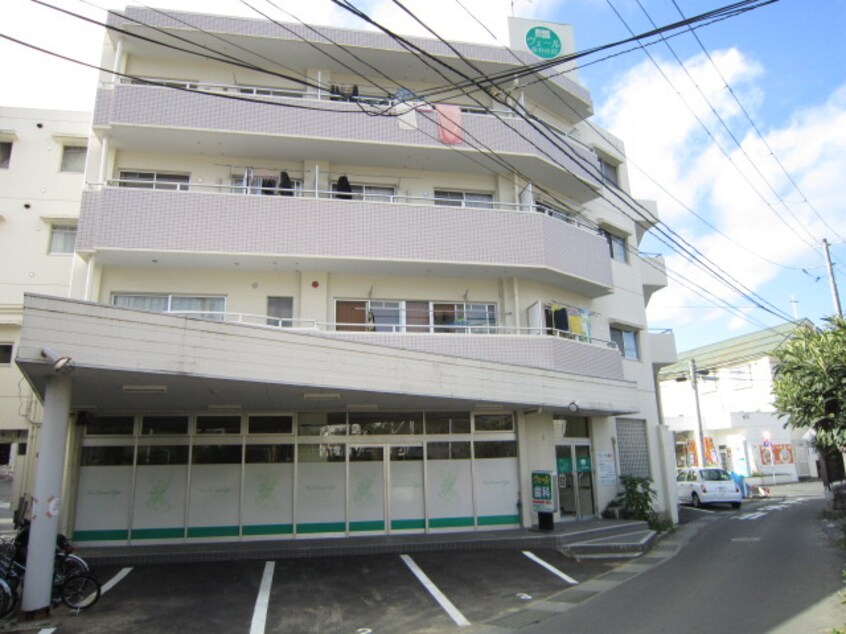 駐車場 ロイヤルヒルズオガタ