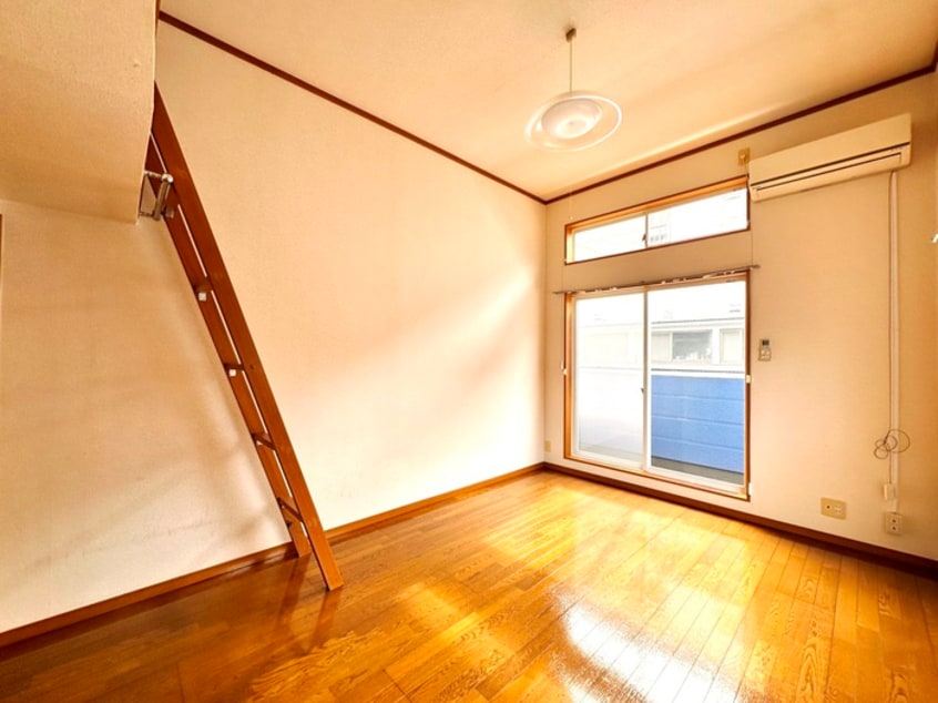 居室 Ｋ－ハウス　弐番館