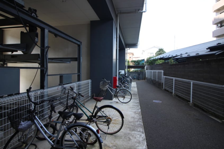 駐輪場 レジディア仙台原ノ町