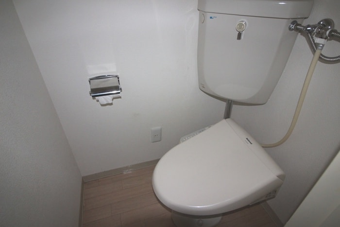 トイレ ファミ－ル萩野町