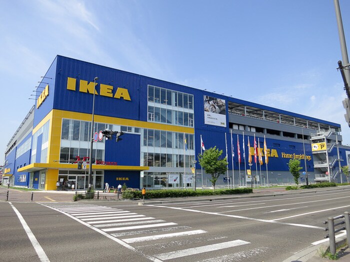 ＩＫＥＡ(電気量販店/ホームセンター)まで2000m ボヌールＳＡ