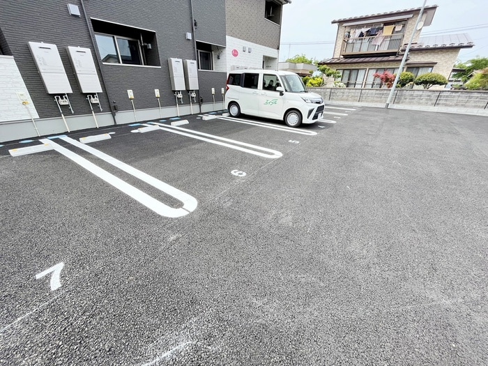 駐車場 Rara plaza