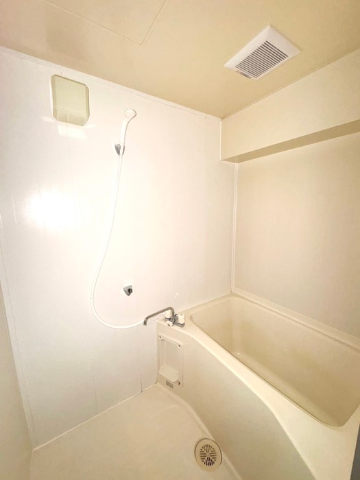 バス／シャワールーム等 芳栄レジデンス