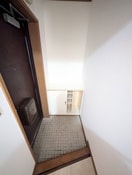 玄関 芳栄レジデンス