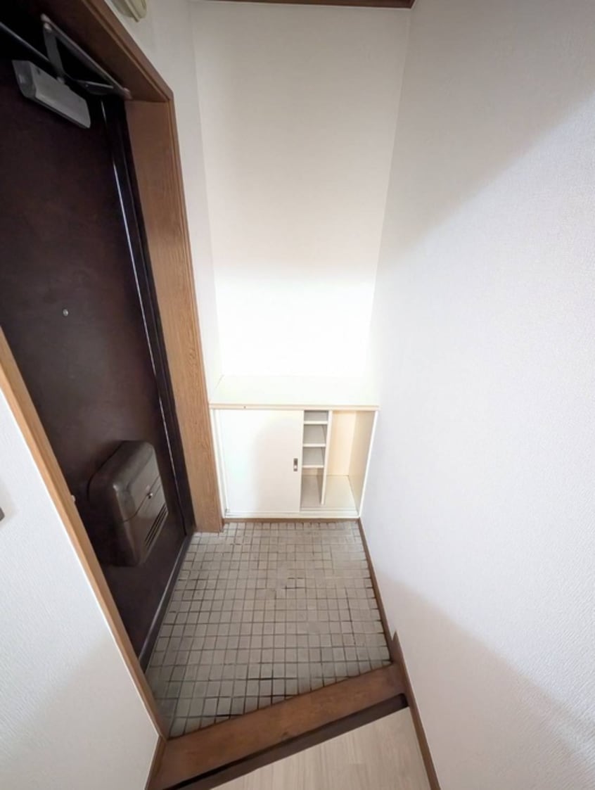 玄関 芳栄レジデンス